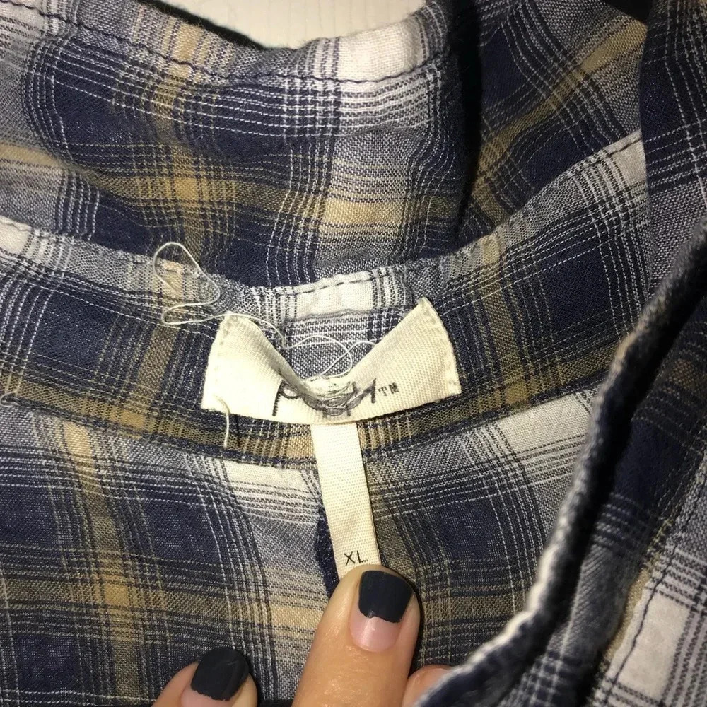 🧾 Lightweight Flannel - Picture 2 of 3
